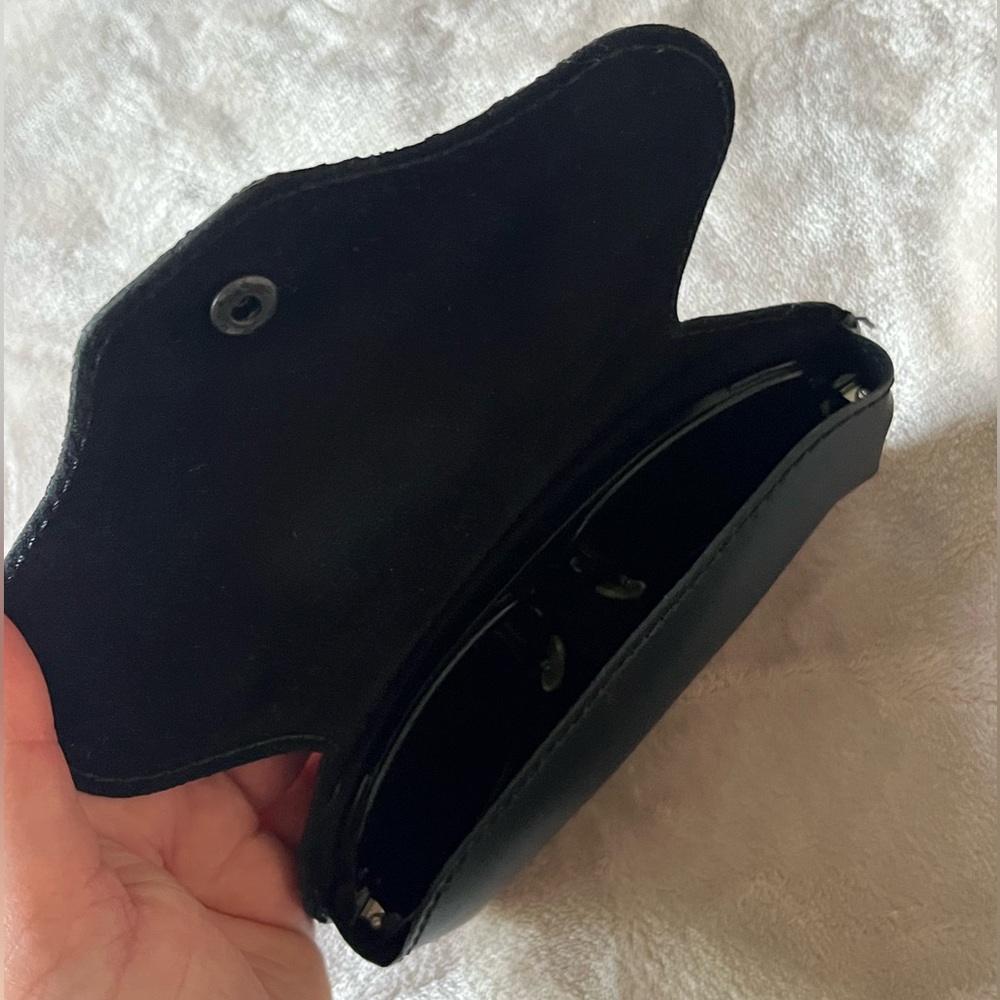 Carrera Classic Black Sunglasses with Case Excellent Condition - Picture 6 of 6